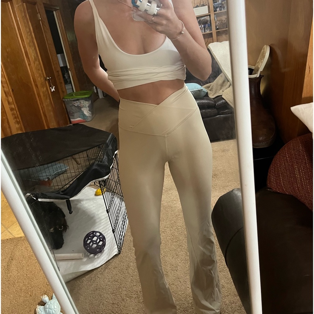 Crossover flare legging yoga pants